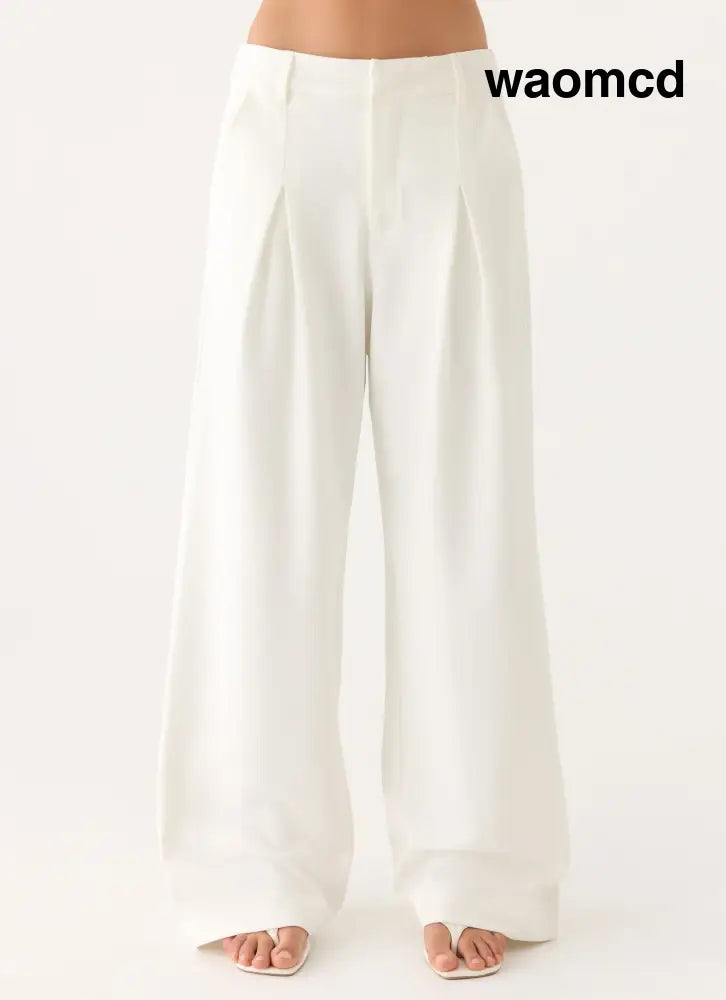 Sora Low Rise Pant - White